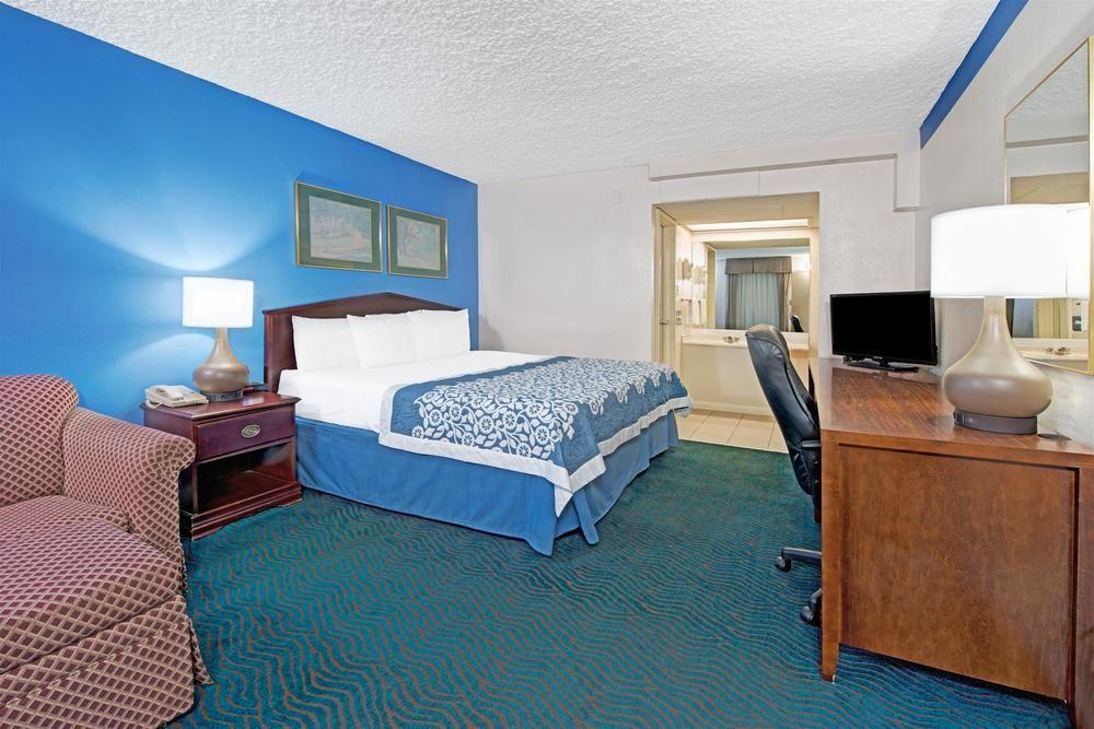 Days Inn By Wyndham St. Louis Lindbergh Boulevard Huntleigh Exterior photo